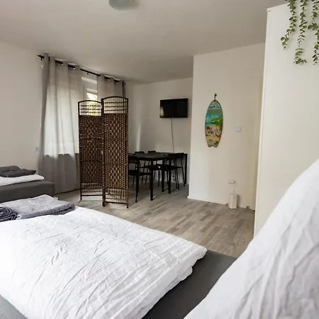 Carming Worker In Villingen-schweningen With Wifi * Dauchingen